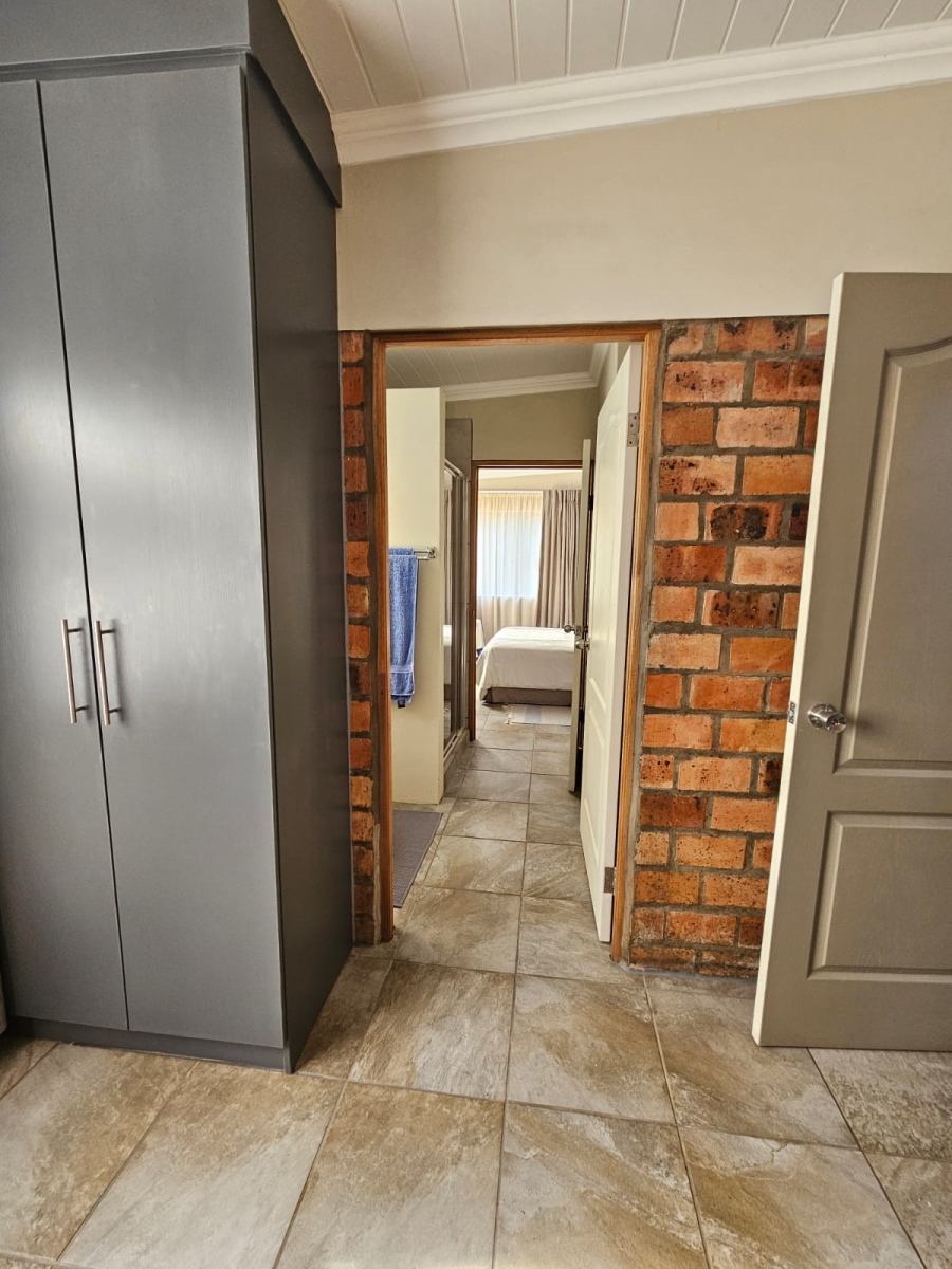 3 Bedroom Property for Sale in Stilbaai Wes Western Cape